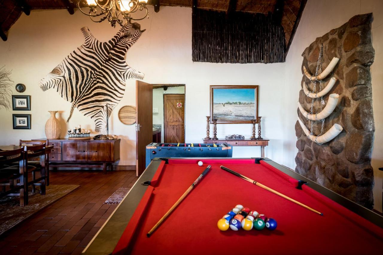 Umkumbe Safari Lodge Riverside Skukuza Buitenkant foto